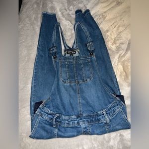 Maternity overalls